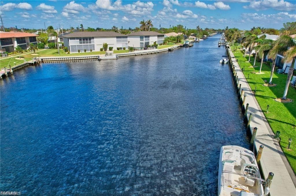 4722 SE 1st PL # 12, CAPE CORAL FL 33904-32