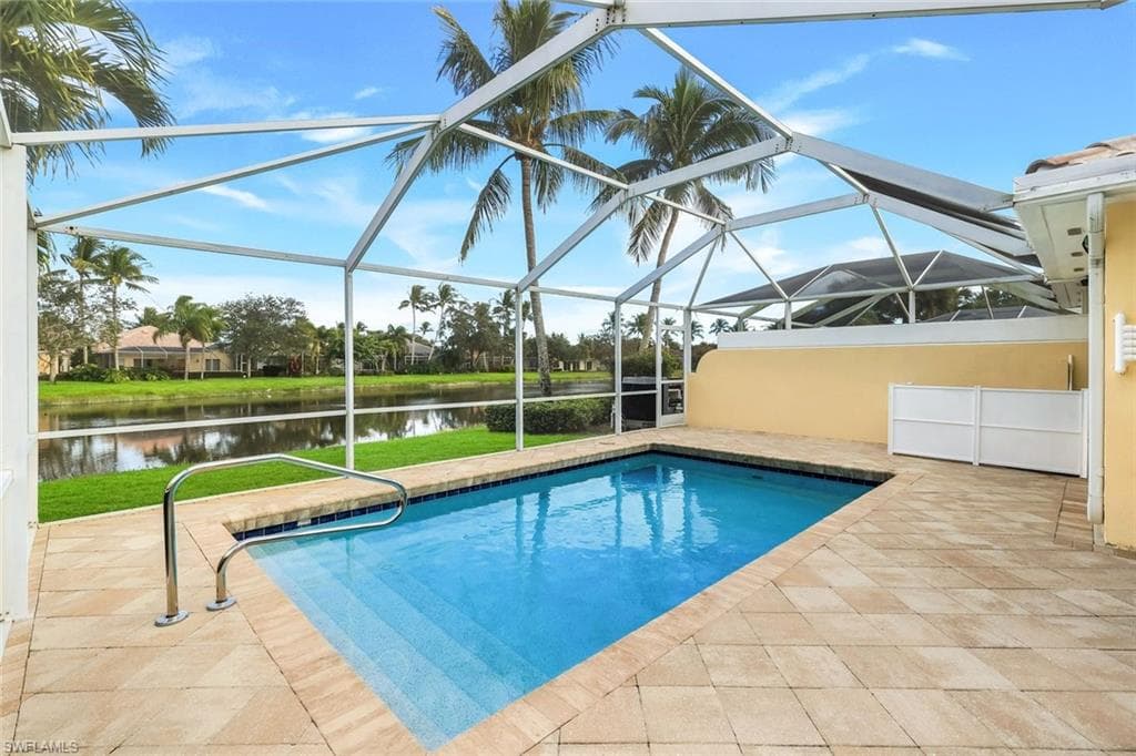 5058 Kingston WAY, NAPLES FL 34119-26