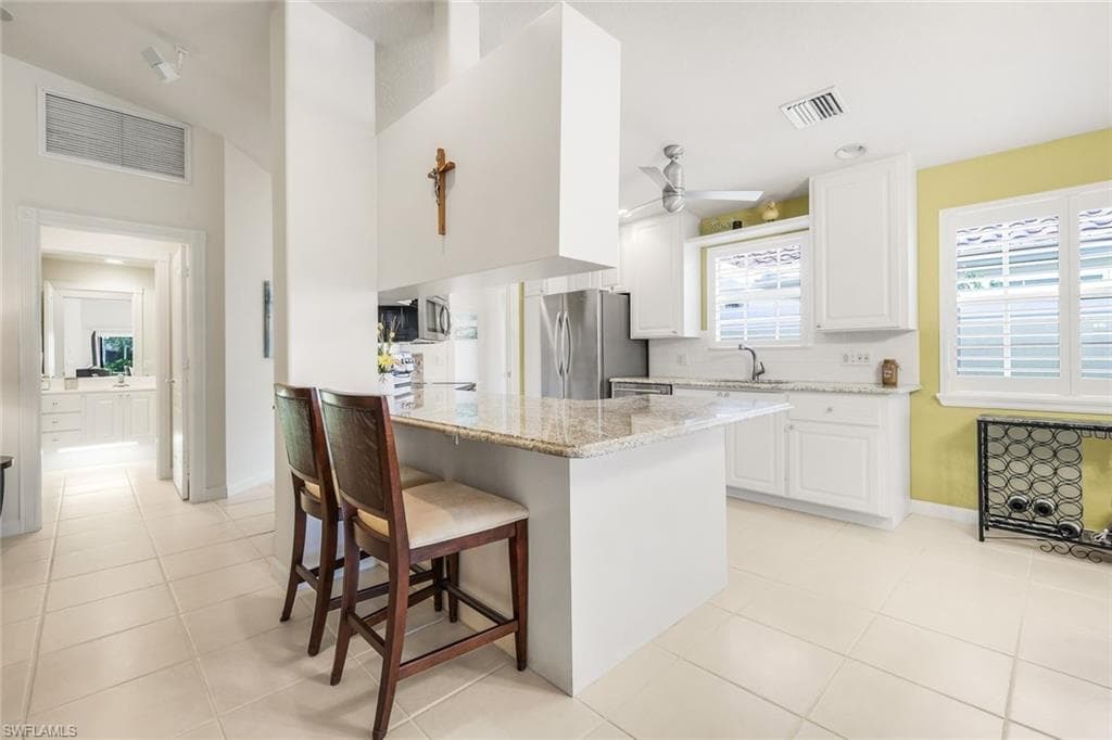 5058 Kingston WAY, NAPLES FL 34119-12