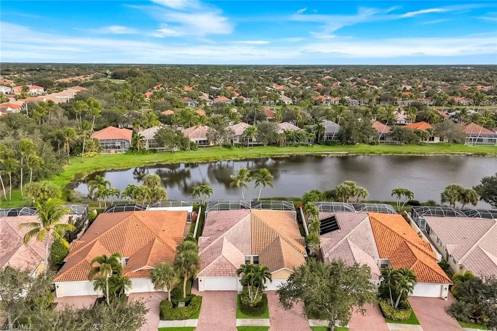 5058 Kingston WAY, NAPLES FL 34119-32