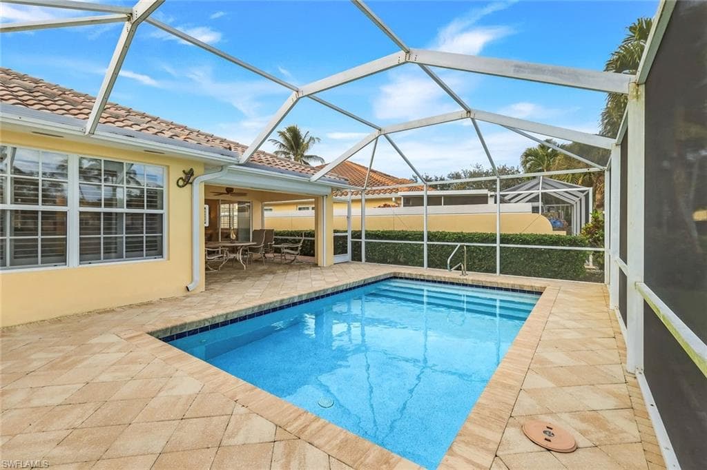 5058 Kingston WAY, NAPLES FL 34119-24