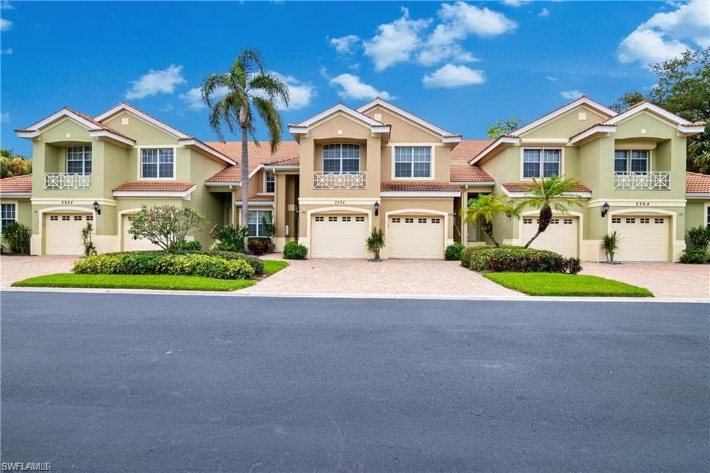 2264 Ashton Oaks LN 4-102-1