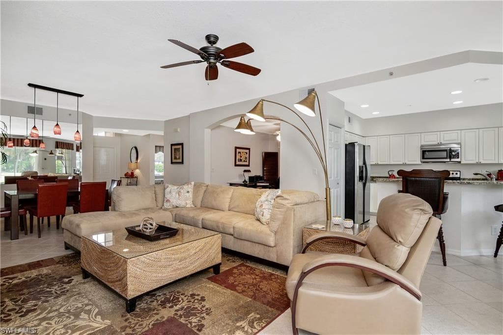 2264 Ashton Oaks LN 4-102-2