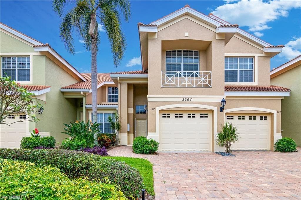2264 Ashton Oaks LN 4-102-4