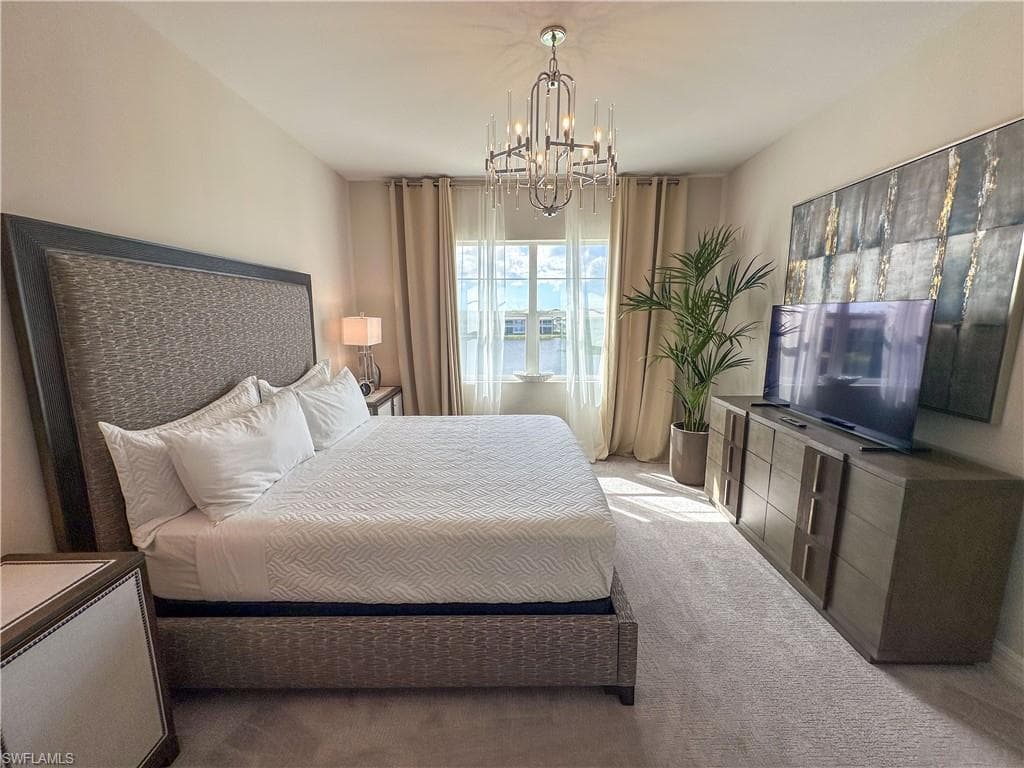 163 Indies DR E # 206, NAPLES FL 34114-22