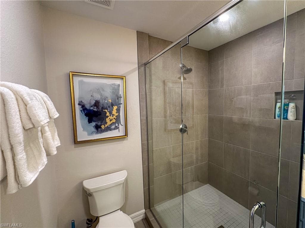 163 Indies DR E # 206, NAPLES FL 34114-25