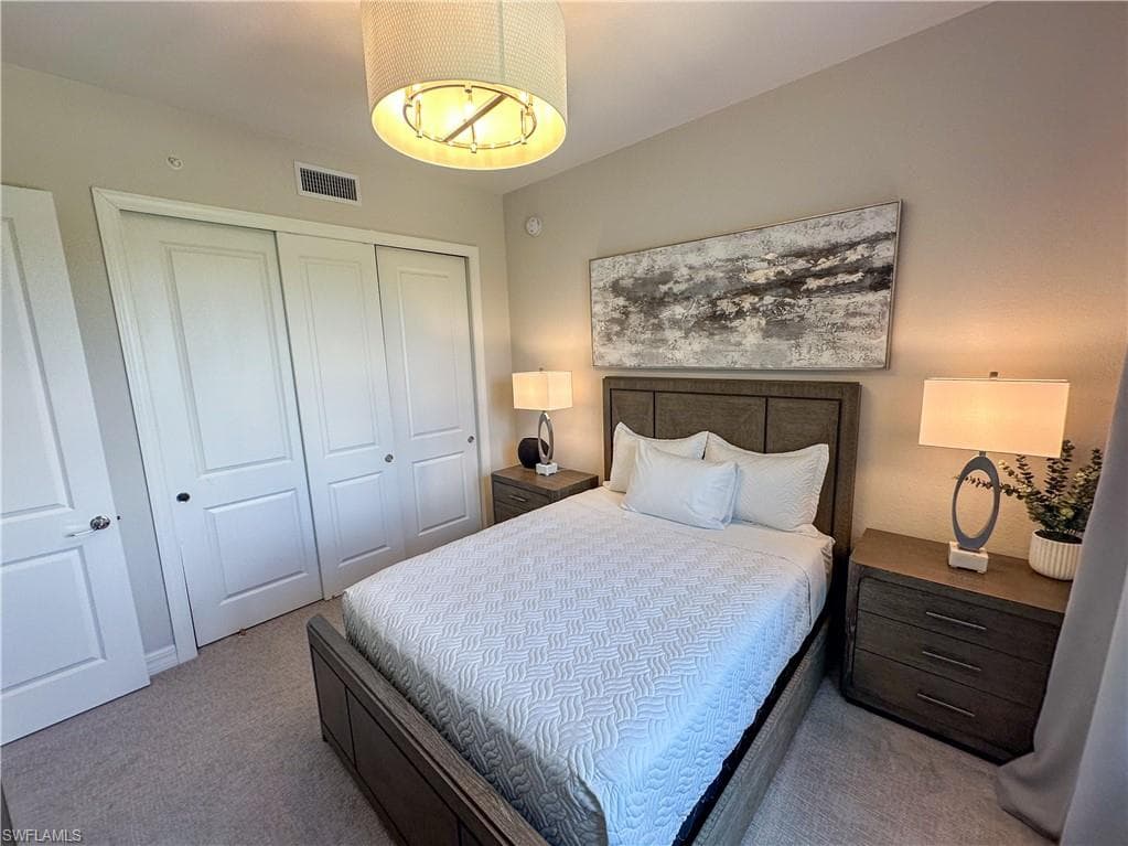 163 Indies DR E # 206, NAPLES FL 34114-36