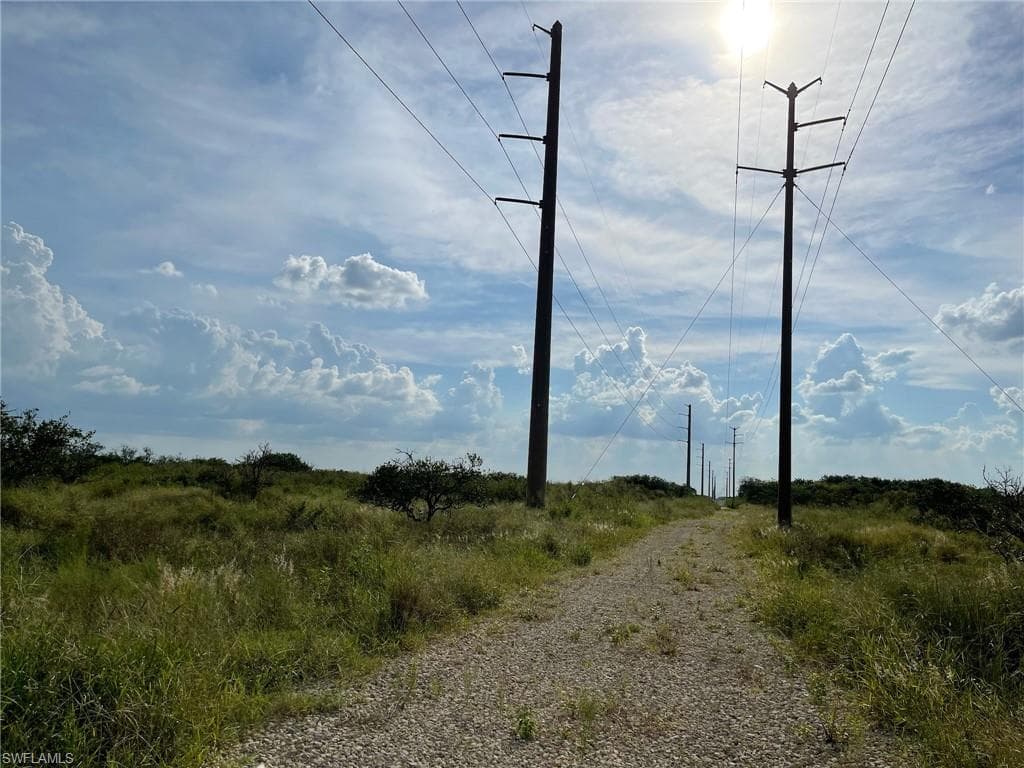 6876 5th RD, LABELLE FL 33935-5