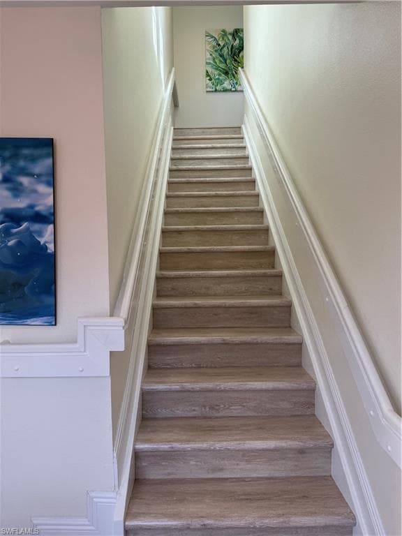 100 Diamond CIR # 108, NAPLES FL 34110-3