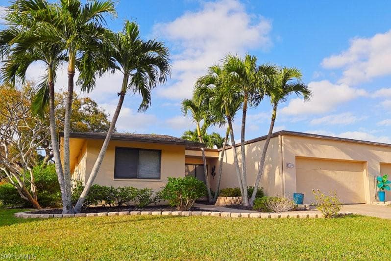 5852 Wild Fig LN, FORT MYERS FL 33919-1