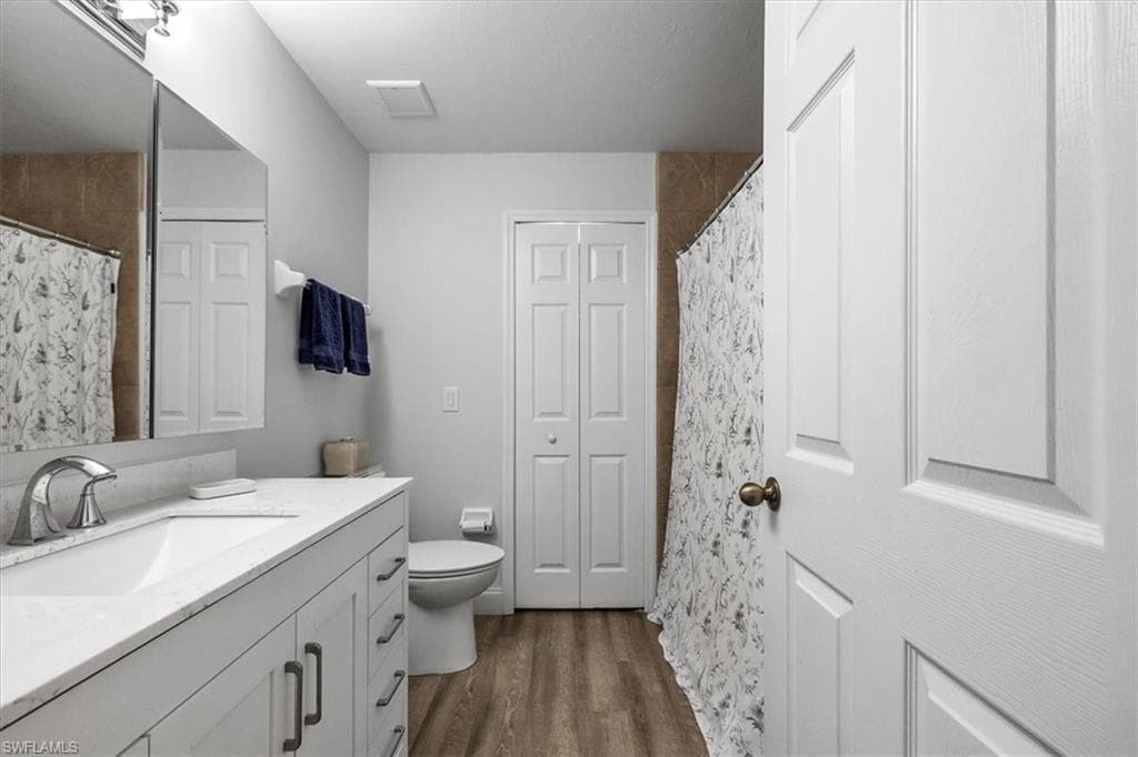 439 Bethany Village CIR, LEHIGH ACRES FL 33936-16