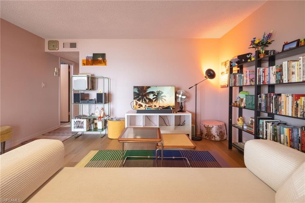 3225 E Riverside DR # 31C, FORT MYERS FL 33916-6