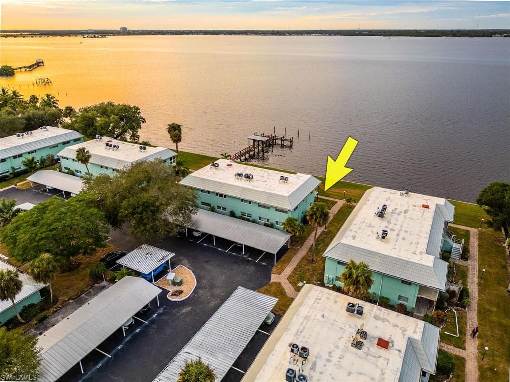 3225 E Riverside DR # 31C, FORT MYERS FL 33916-36