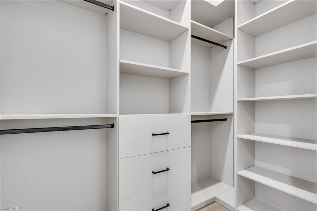 1109 15th ST SW-15