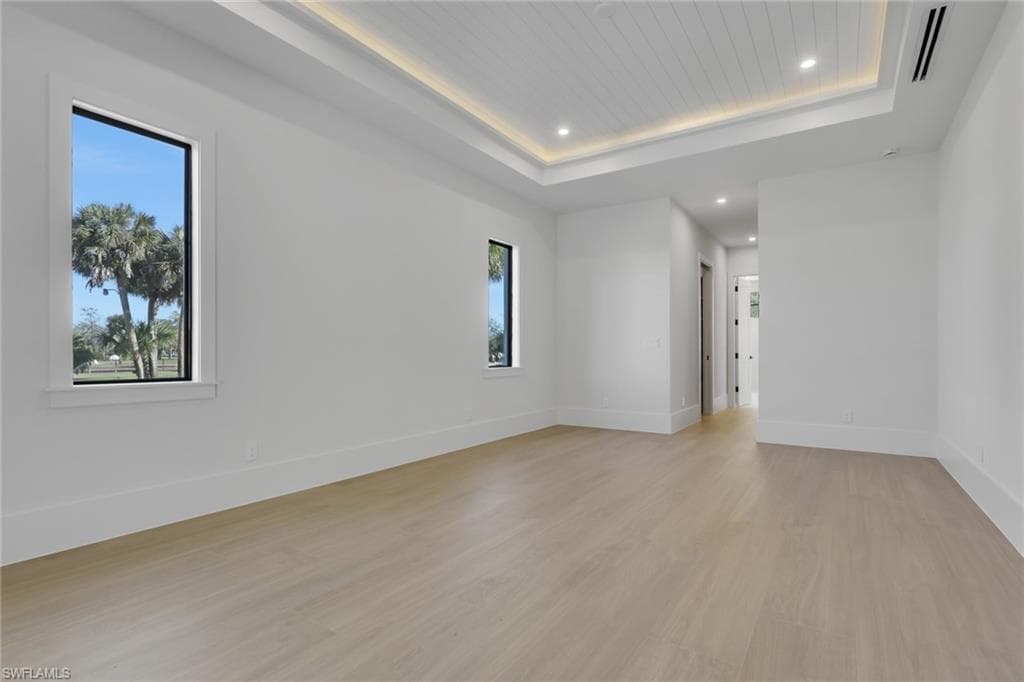 1109 15th ST SW-14