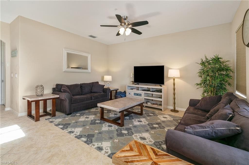 8697 Olinda WAY 7608-12