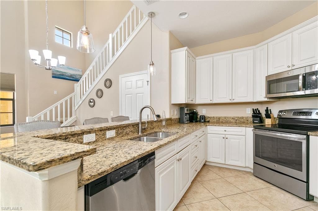 8697 Olinda WAY 7608-7