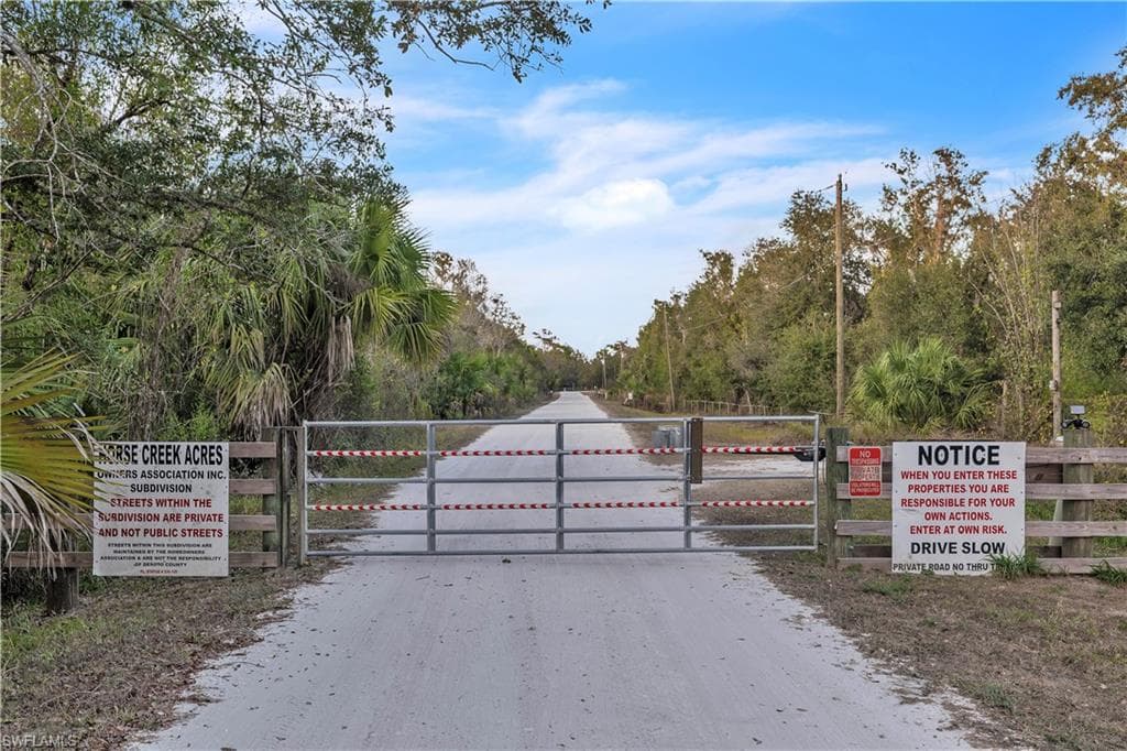 8056 SW Horse Creek RD, ARCADIA FL 34266-39
