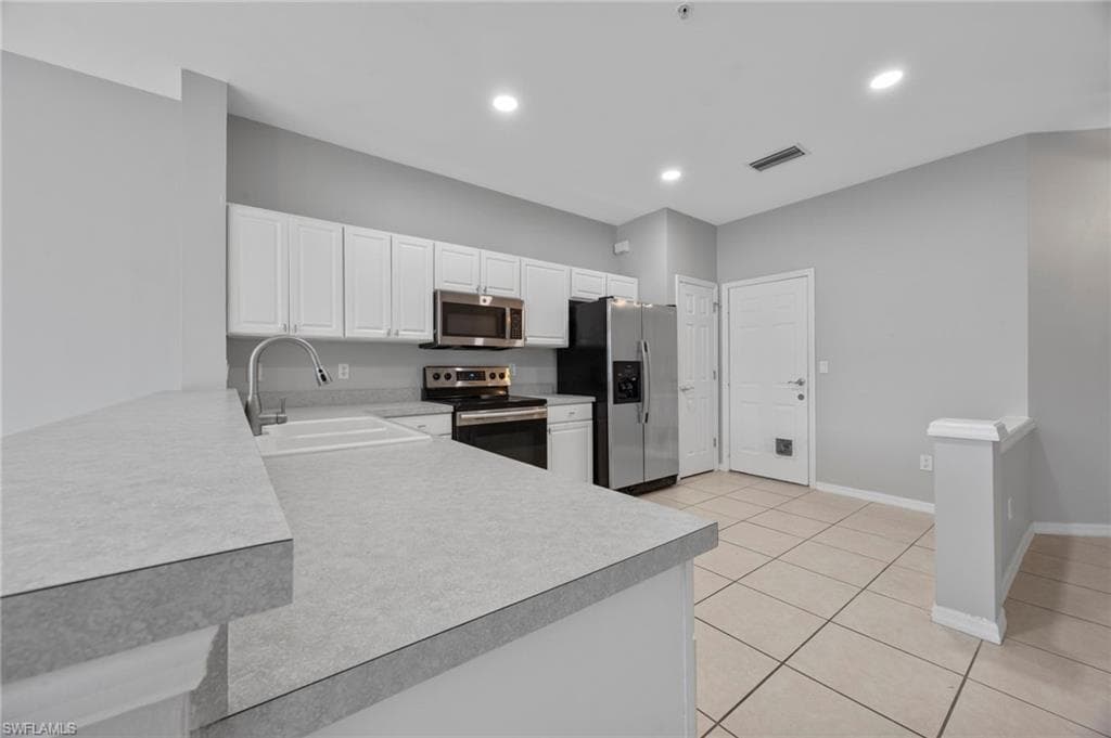 15930 Marcello CIR # 242, NAPLES FL 34110-5