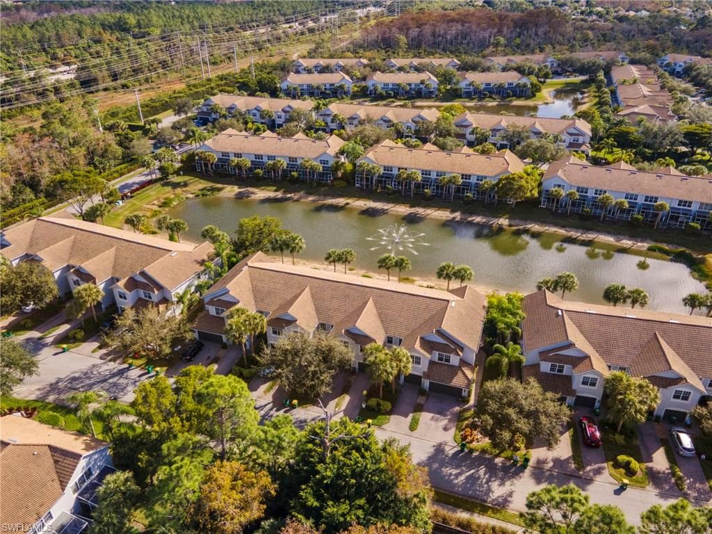 15930 Marcello CIR # 242, NAPLES FL 34110-27