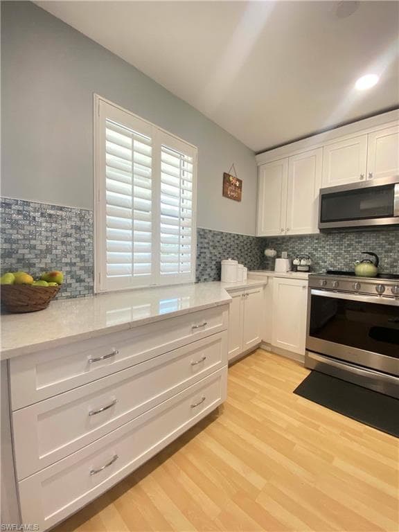1624 Pine Valley DR # 302, FORT MYERS FL 33907-2