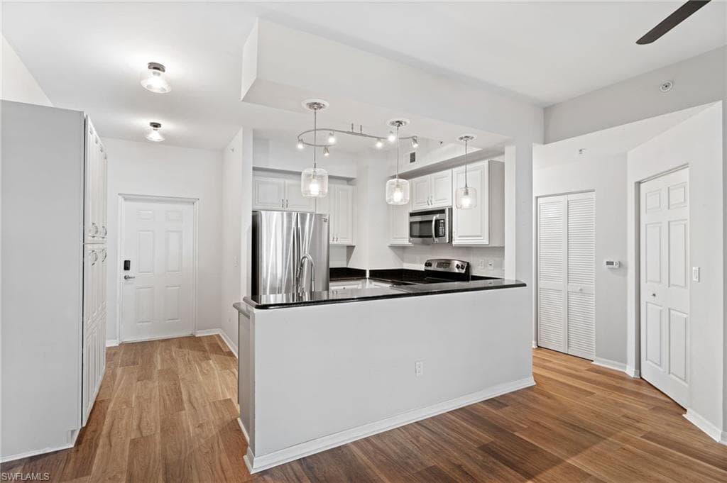 1076 Winding Pines CIR # 101, CAPE CORAL FL 33909-6