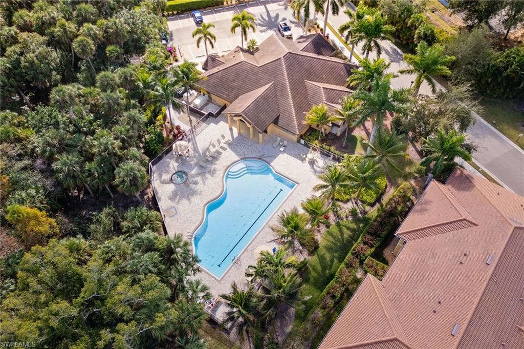 1076 Winding Pines CIR # 101, CAPE CORAL FL 33909-35