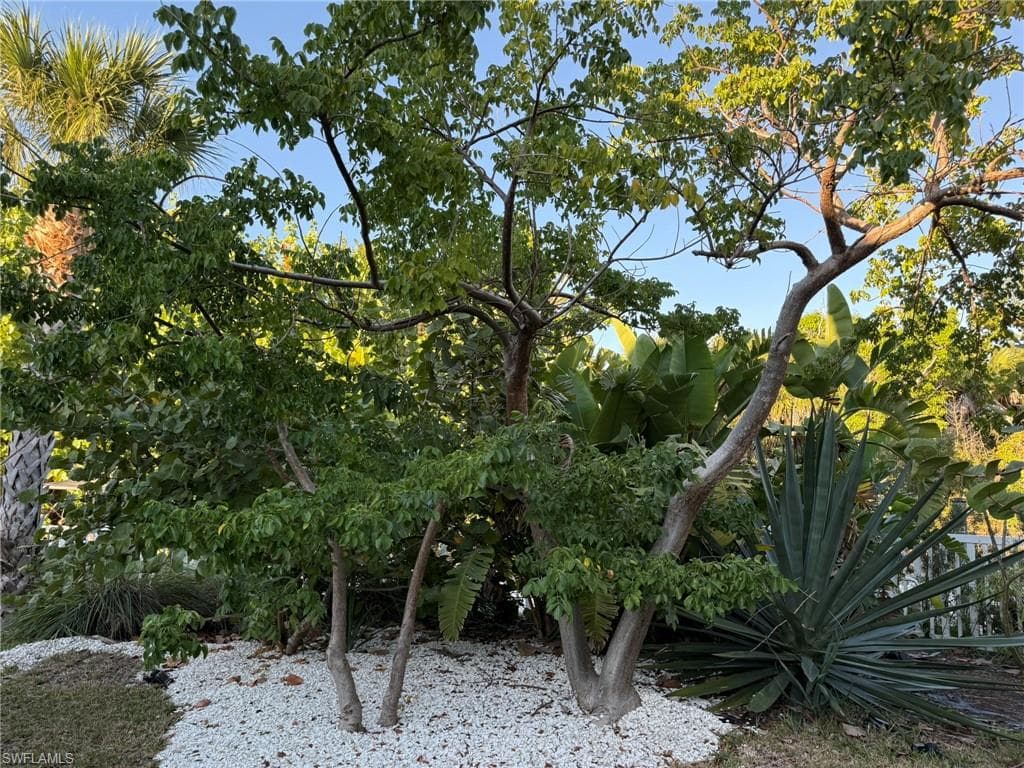 4511 Bartlett PKWY, CAPTIVA FL 33924-40