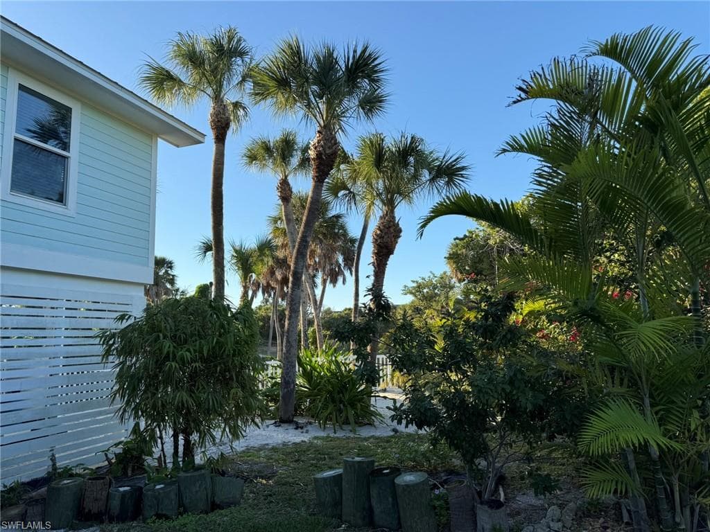 4511 Bartlett PKWY, CAPTIVA FL 33924-46