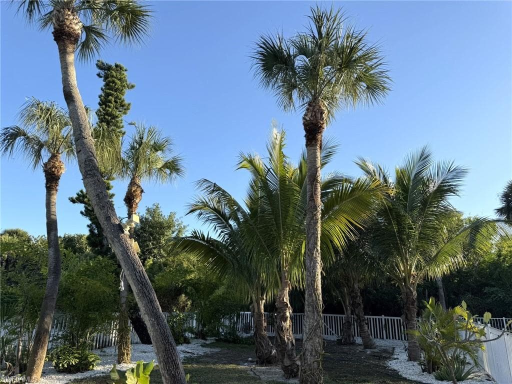 4511 Bartlett PKWY, CAPTIVA FL 33924-42