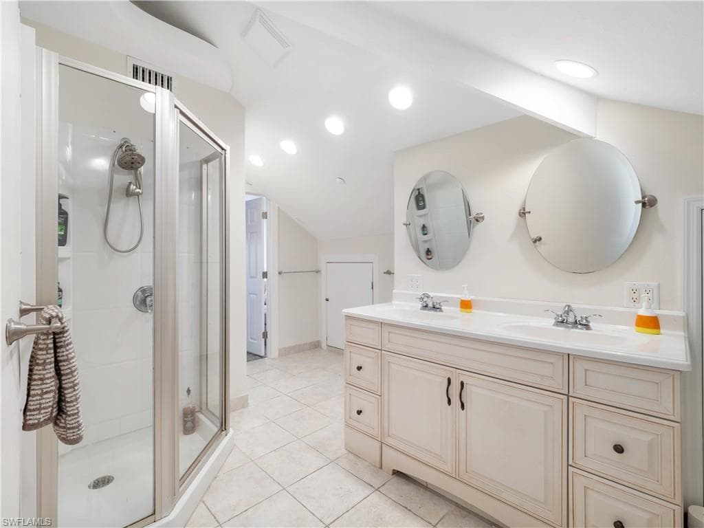 17539 Boat Club DR, FORT MYERS FL 33908-29