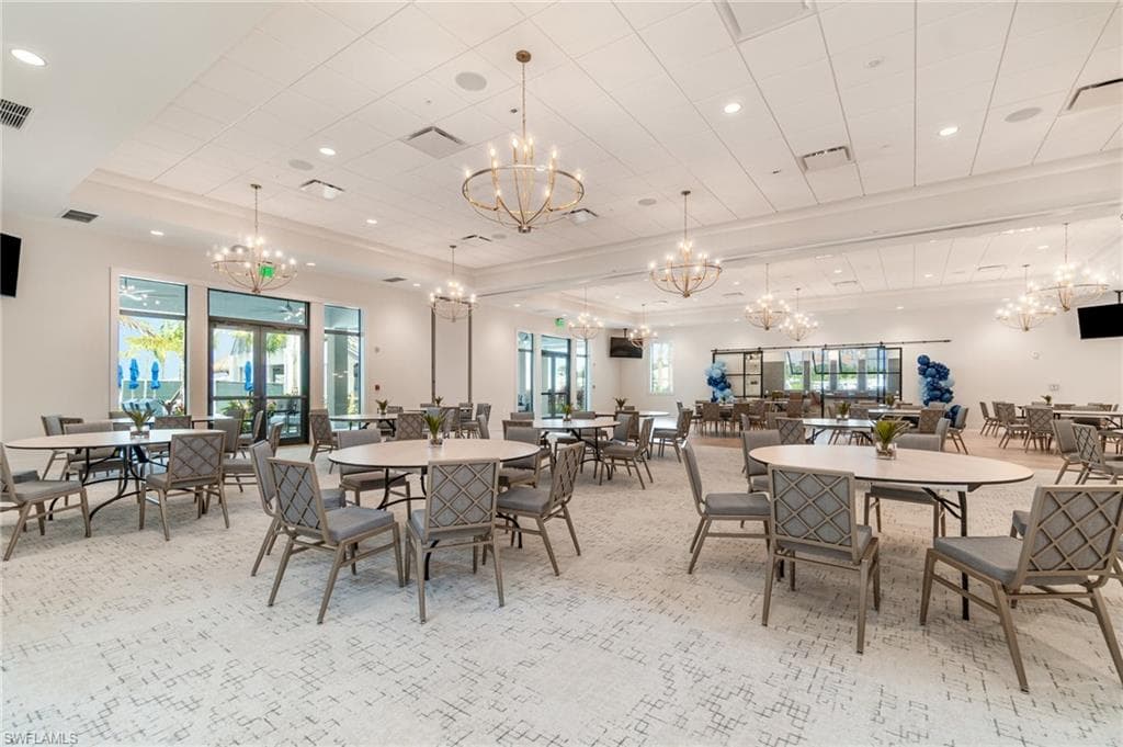 7079 Chapel Creek LN, NORTH FORT MYERS FL 33917-31