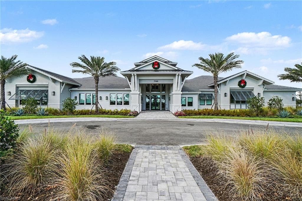 7079 Chapel Creek LN, NORTH FORT MYERS FL 33917-17