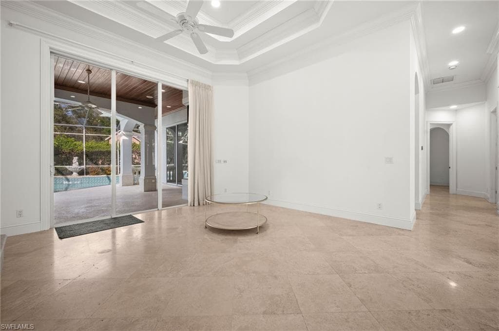 6898 Mill Run CIR, NAPLES FL 34109-30