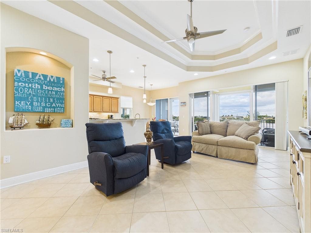 178 Shadroe Cove CIR # 903, CAPE CORAL FL 33991-9