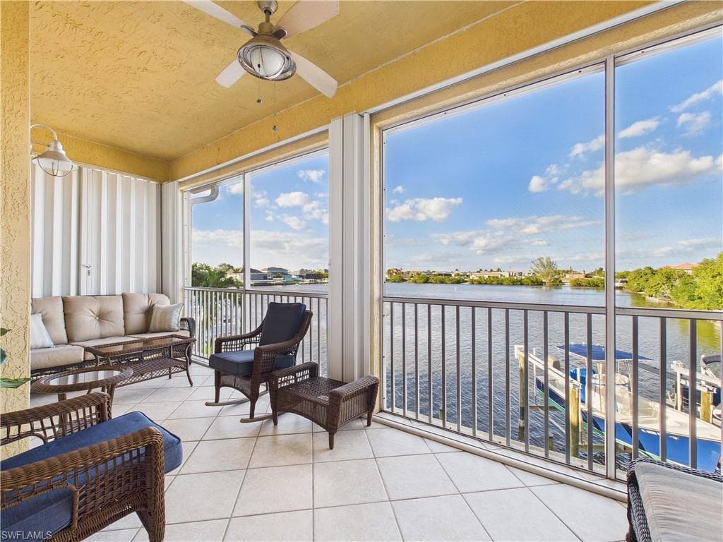 178 Shadroe Cove CIR # 903, CAPE CORAL FL 33991-24