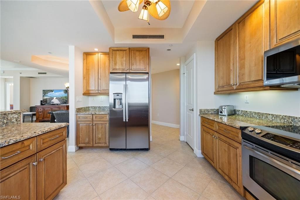 4192 Bay Beach LN # 881, FORT MYERS BEACH FL 33931-17