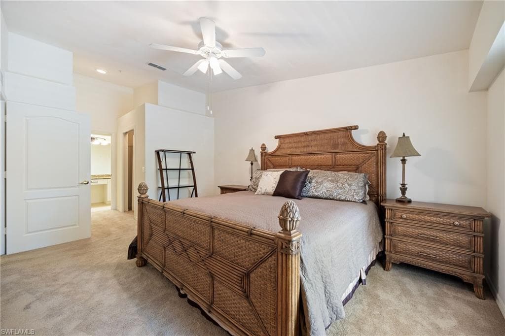 2770 Cypress Trace CIR # 2425, NAPLES FL 34119-14