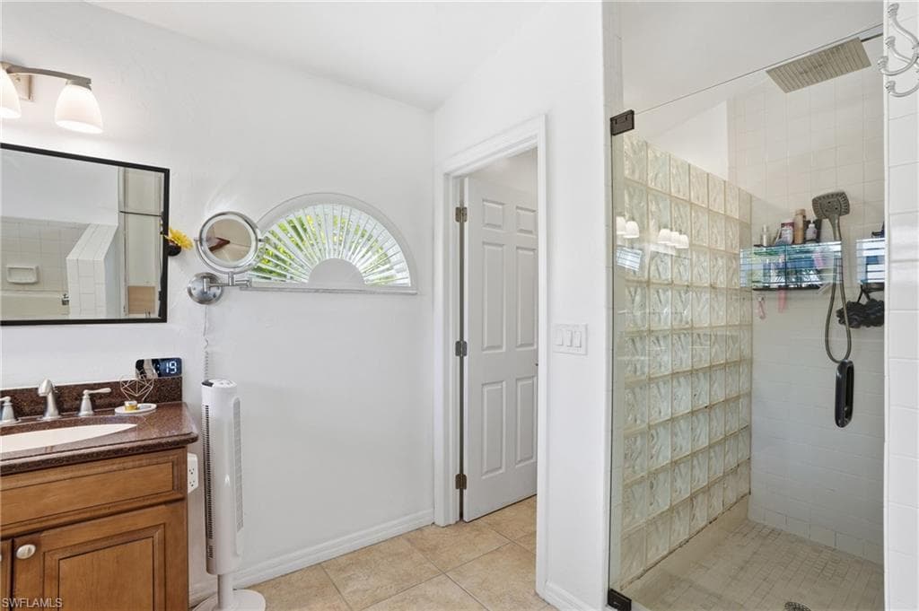 1231 Westfield DR, FORT MYERS FL 33919-25