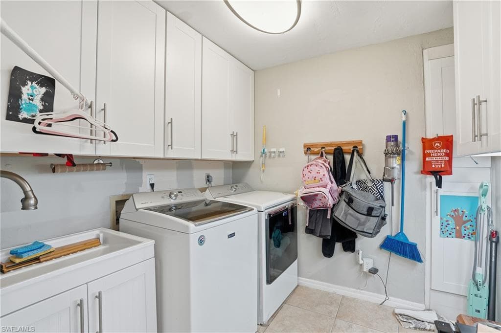 1231 Westfield DR, FORT MYERS FL 33919-36