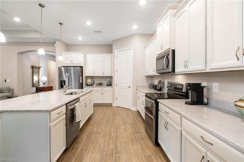 14586 Kelson CIR-7