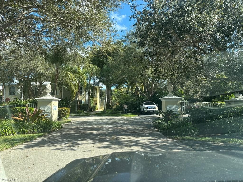 1270 Shady Rest LN 403-2