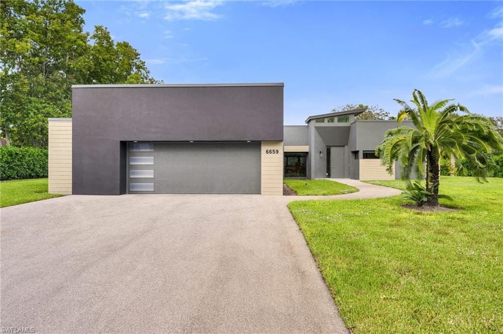 6659 Livingston Woods LN-1