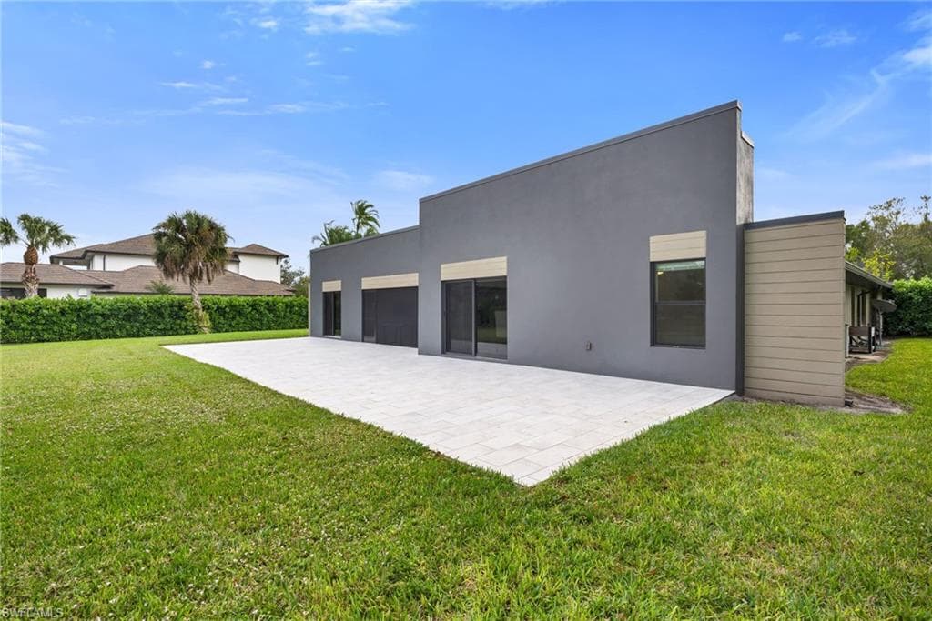 6659 Livingston Woods LN-4
