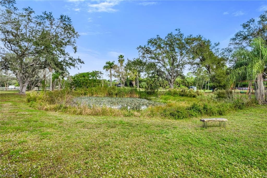 6659 Livingston Woods LN-3