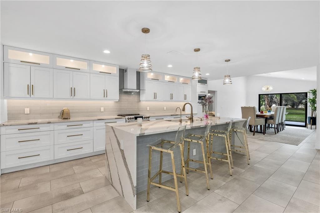 6659 Livingston Woods LN-7