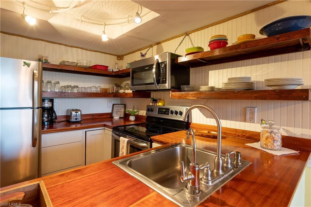 370 Townhouse Lane 61-7