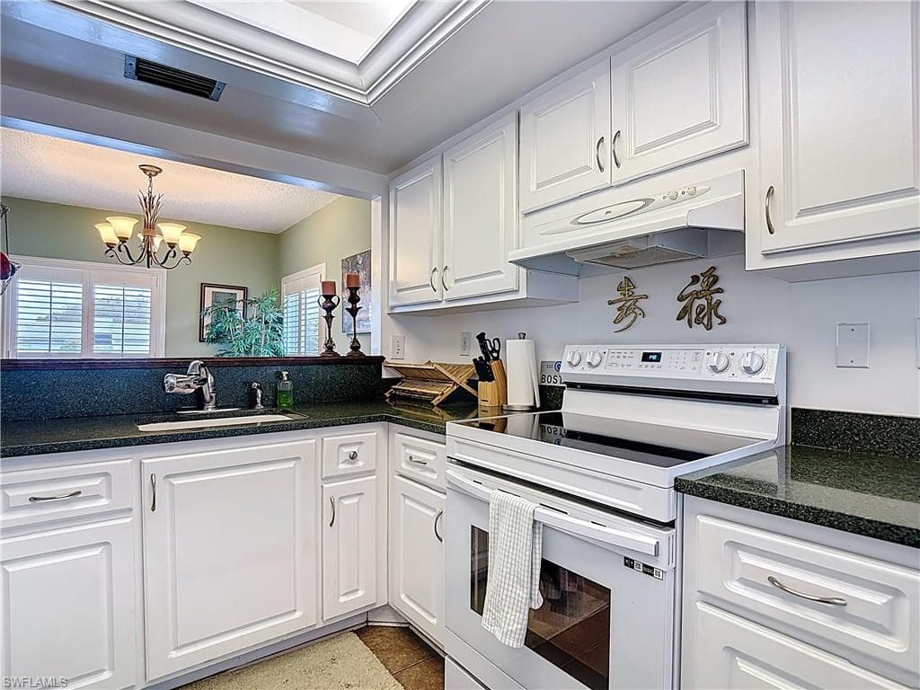 7077 Quail Run CT E 16-14
