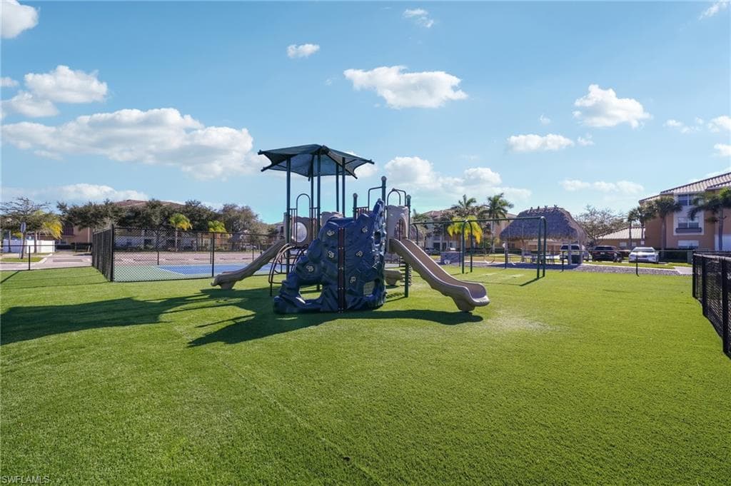 3940 Pomodoro CIR # 204, CAPE CORAL FL 33909-32