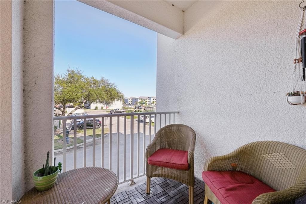 3940 Pomodoro CIR # 204, CAPE CORAL FL 33909-18